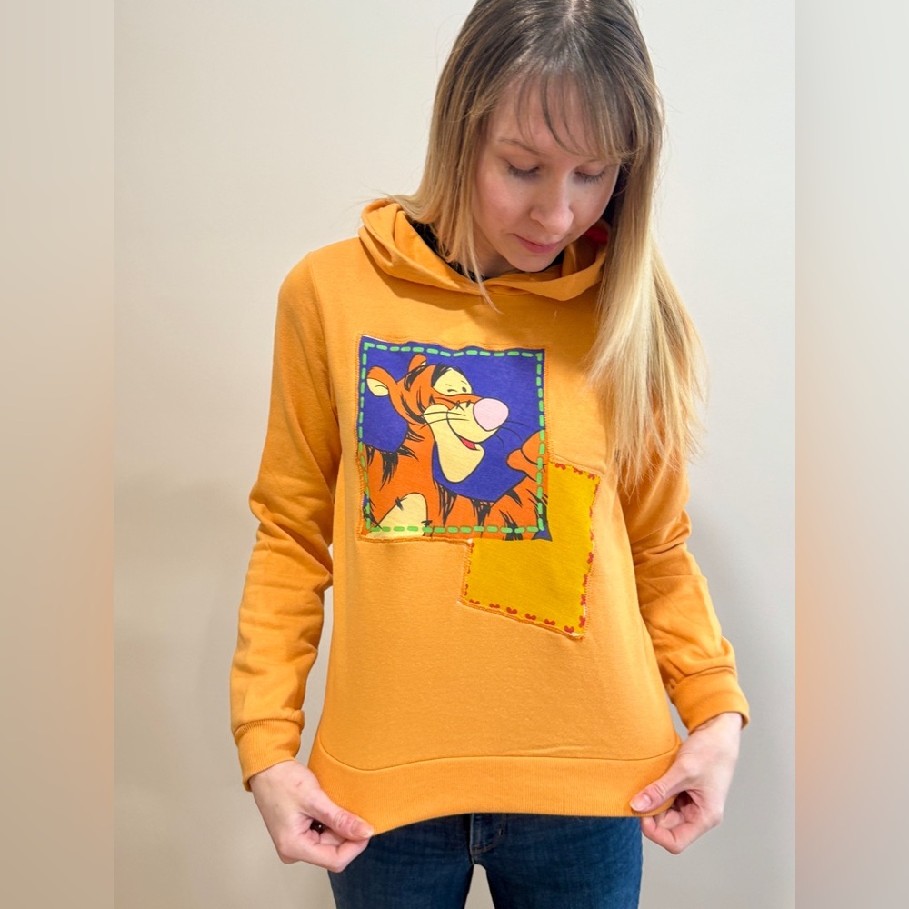NWT Reworked Tigger Patch Hoodie 🐯